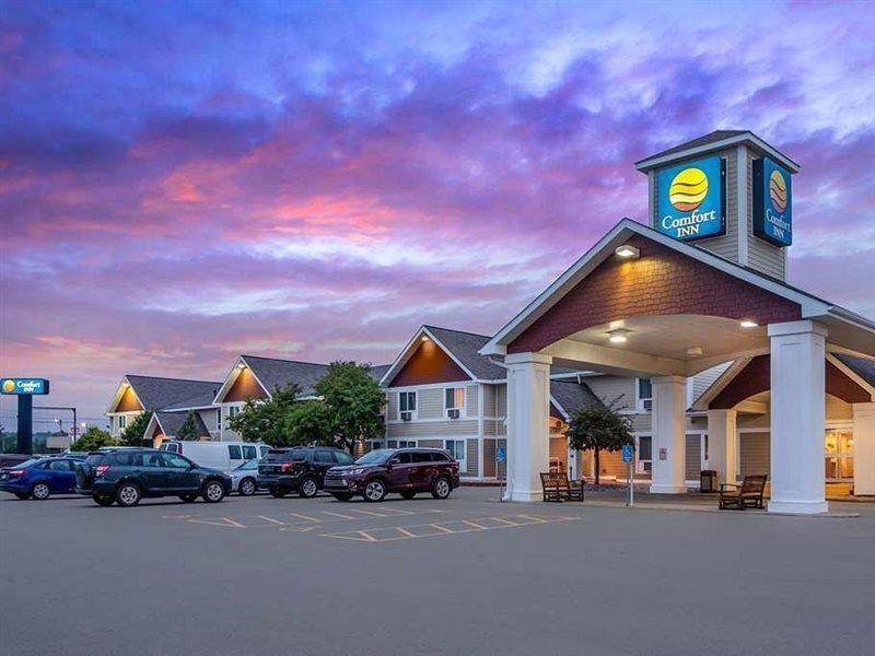 Comfort Inn Iron Mountain Esterno foto