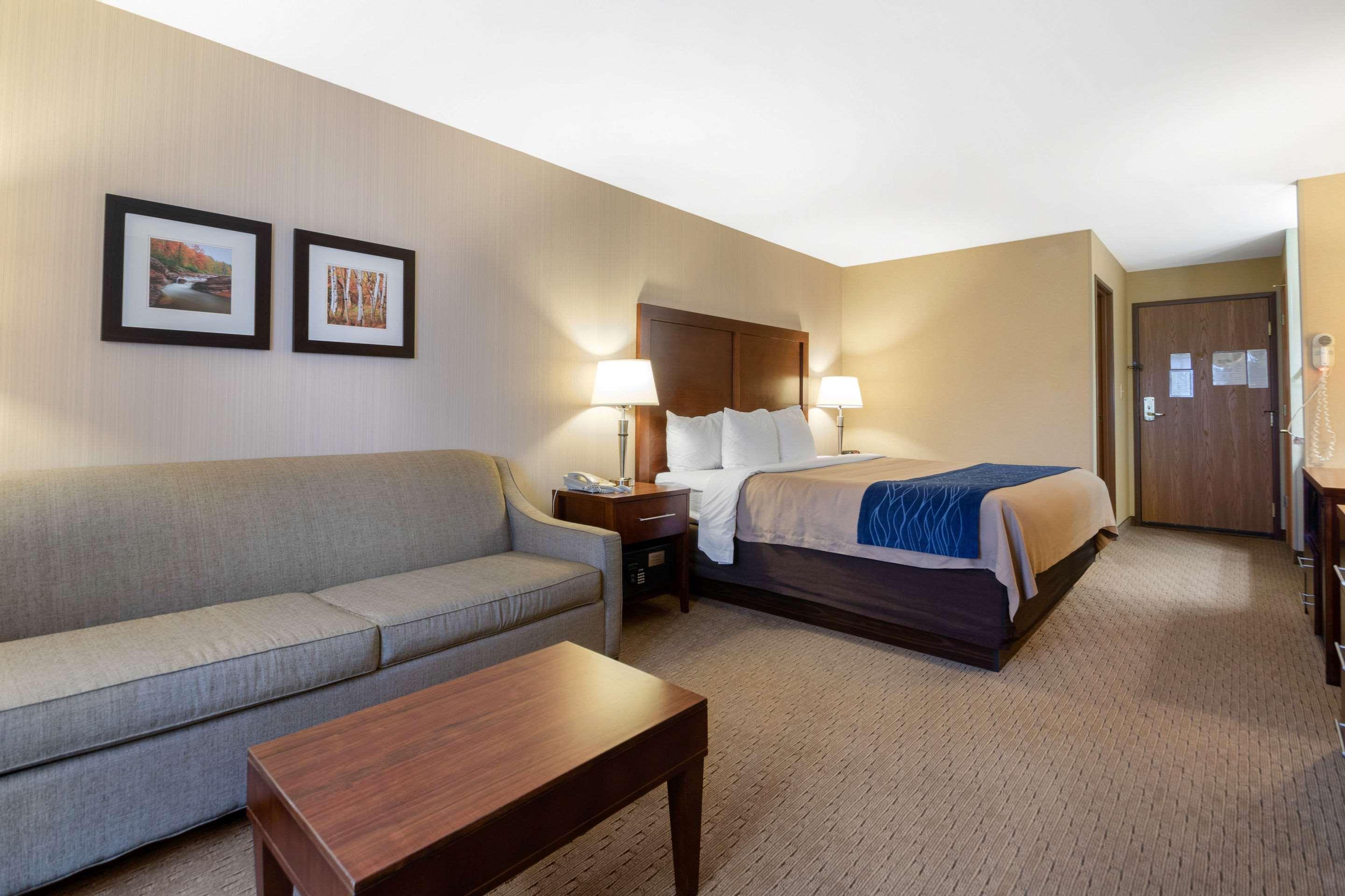 Comfort Inn Iron Mountain Esterno foto