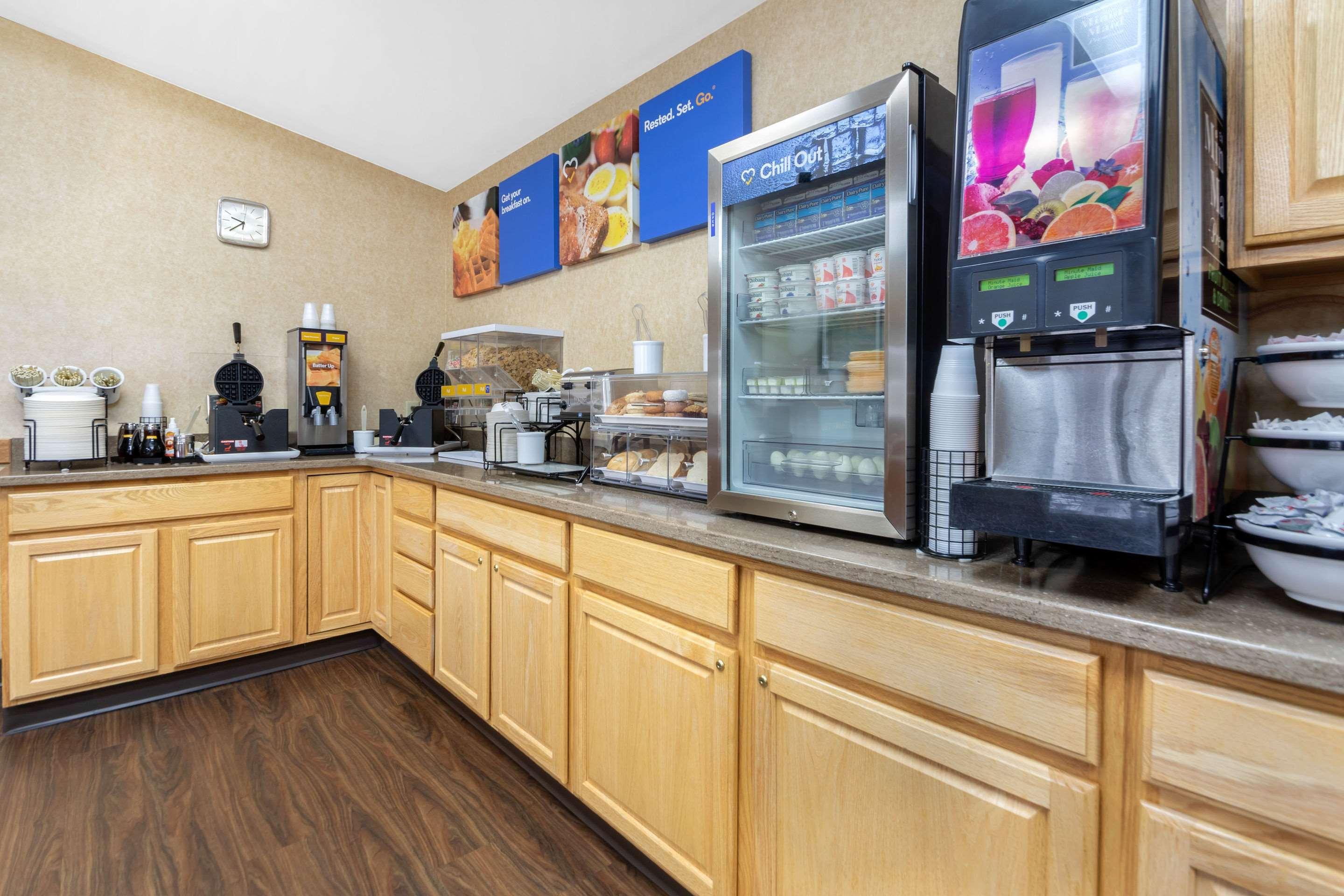 Comfort Inn Iron Mountain Esterno foto